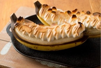 バナナデザートで栄養補充 - シェークやナッツ類と合わせて効果アップ